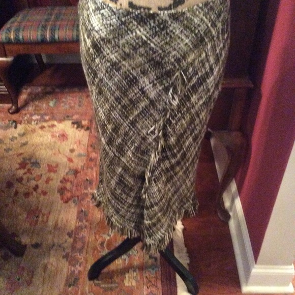 Nicole Studio tweed skirt - Picture 2 of 6